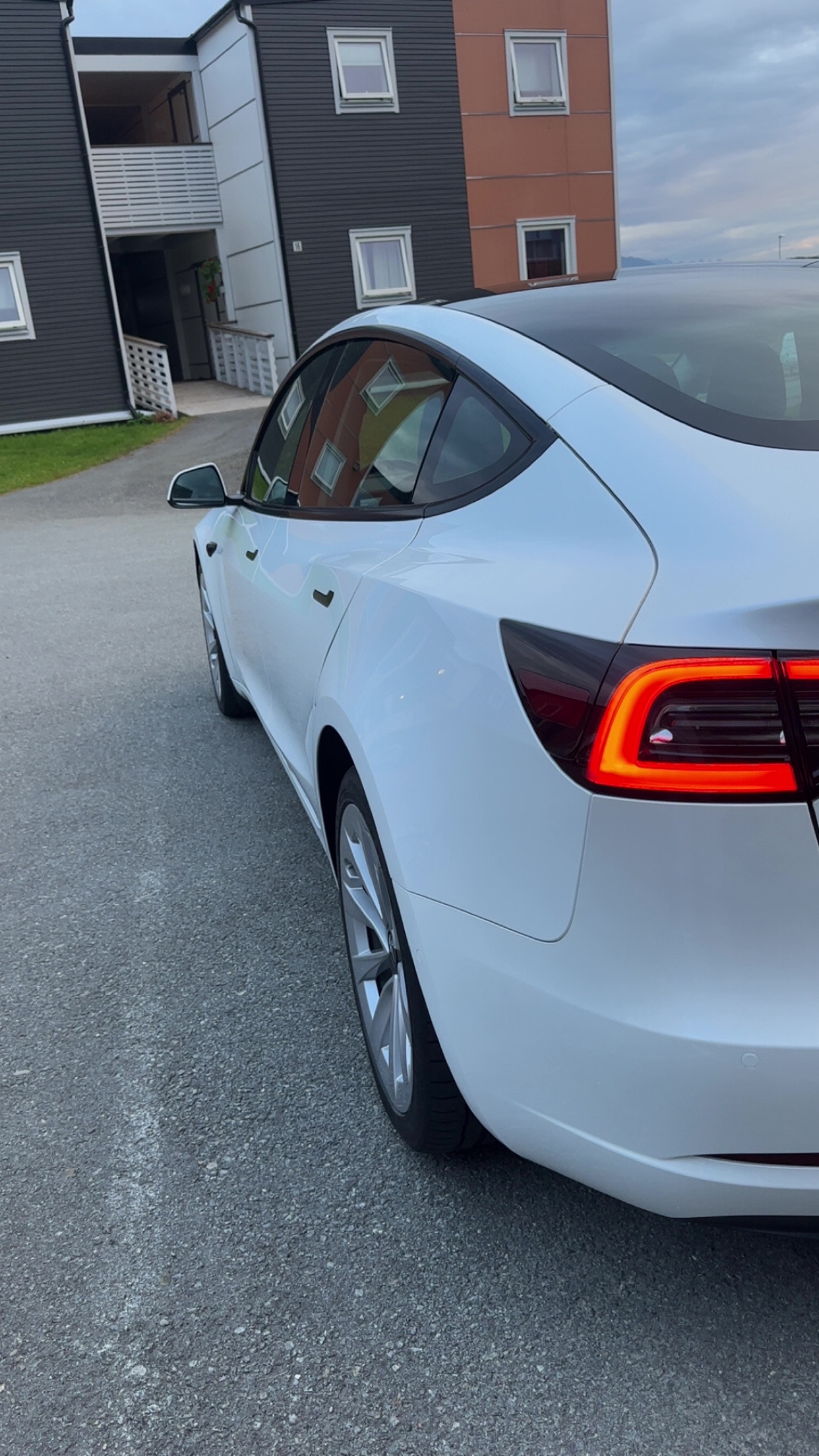 Tesla Model 3 Standard Range, 283ps, 2022