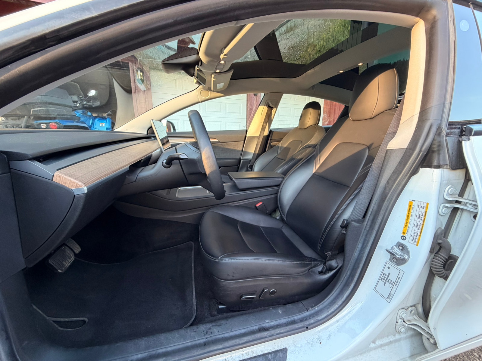 Tesla Model 3 Standard Range, 283ps, 2022