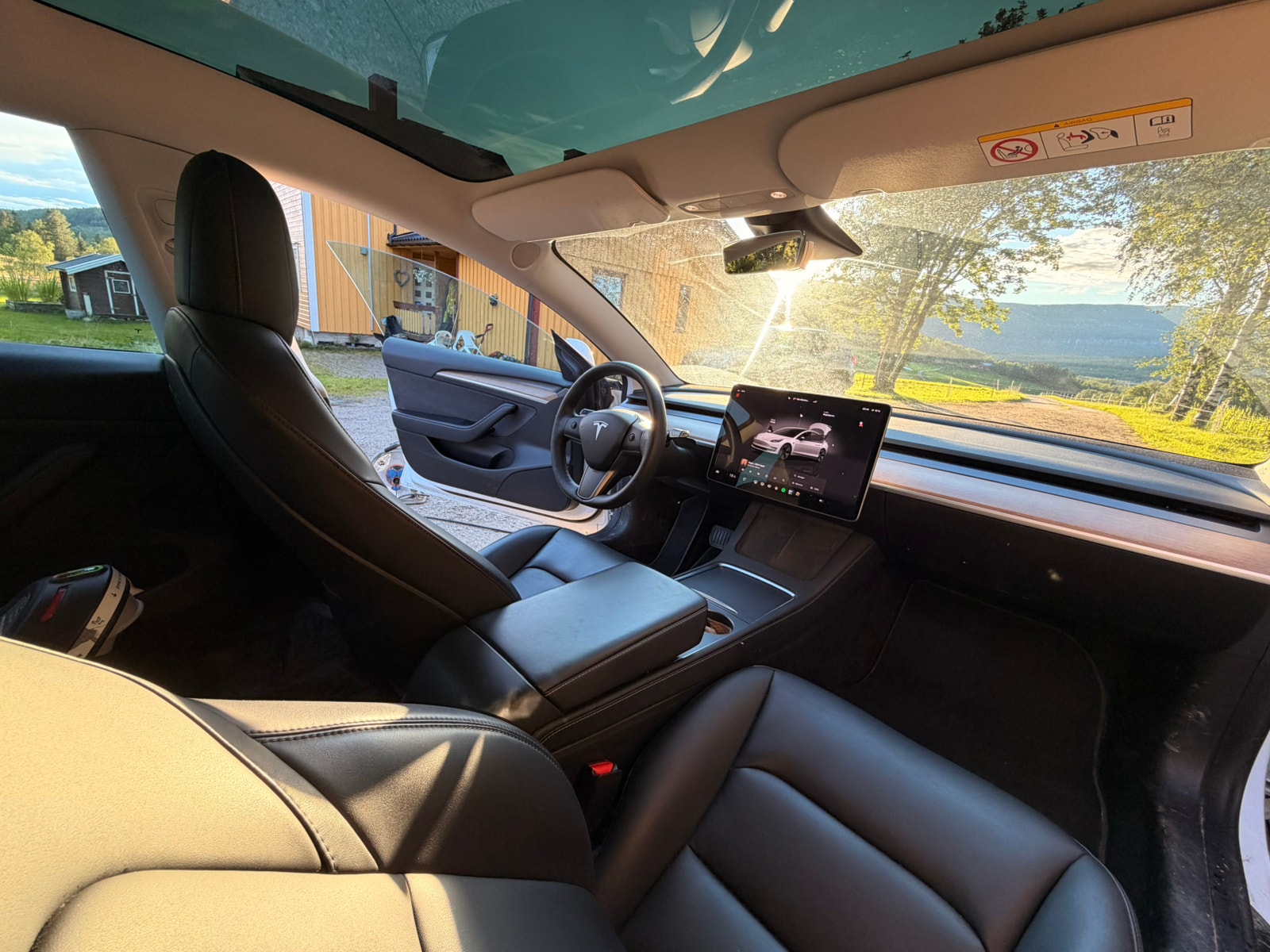 Tesla Model 3 Standard Range, 283ps, 2022