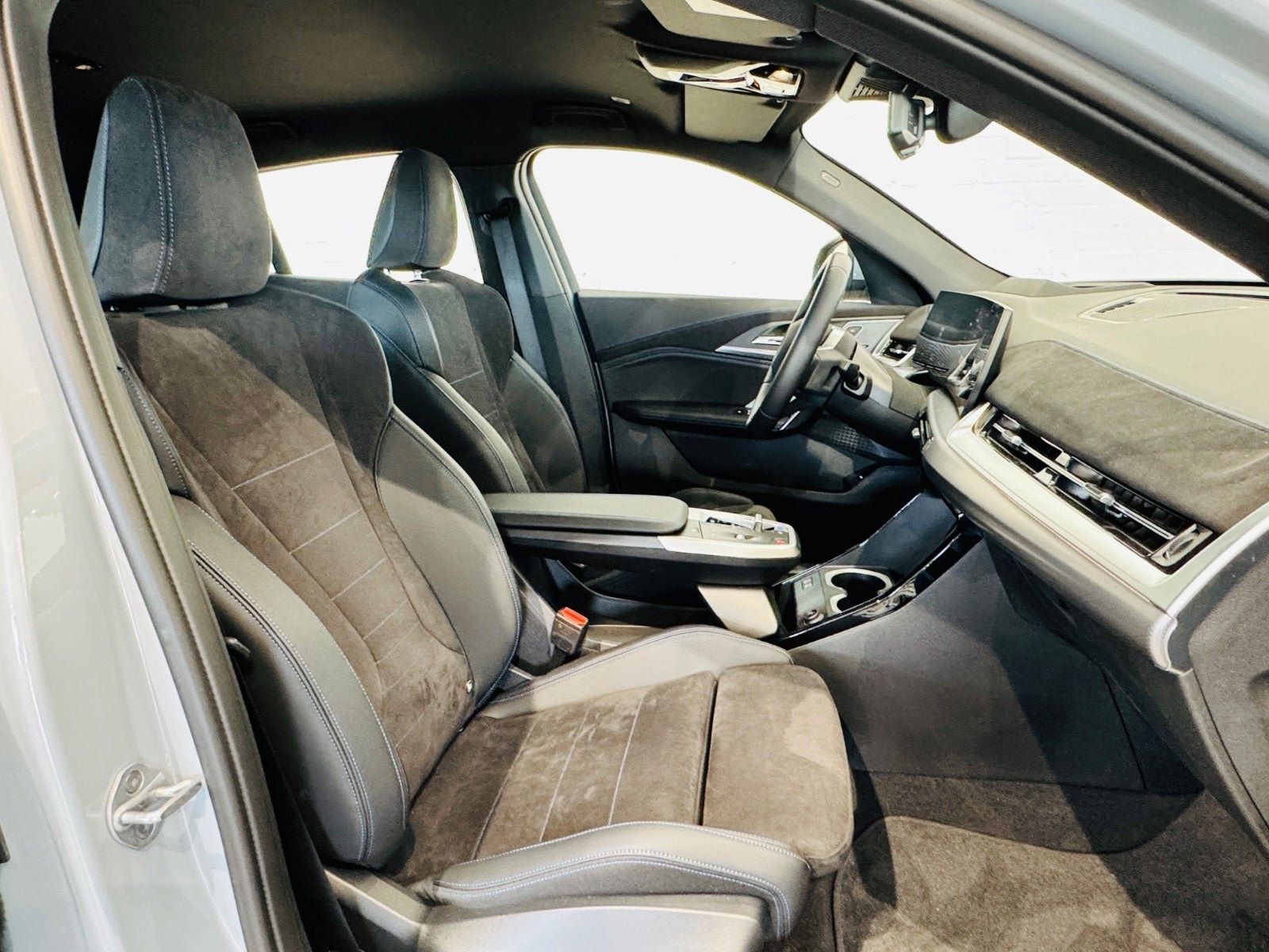 BMW iX2 eDrive20, 204ps, 2026