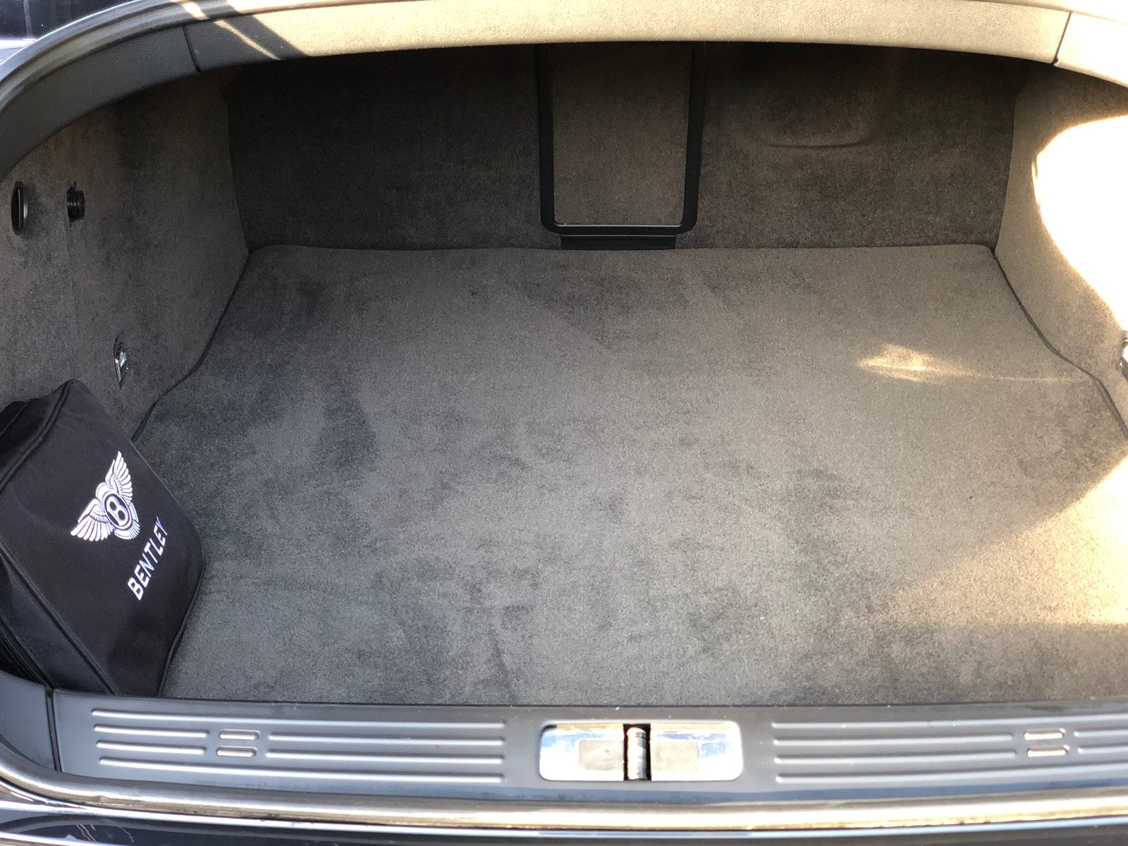 Bentley Continental Flying Spur 6.0 W12 TipTronic, 6-trinn, 560hk, 2006