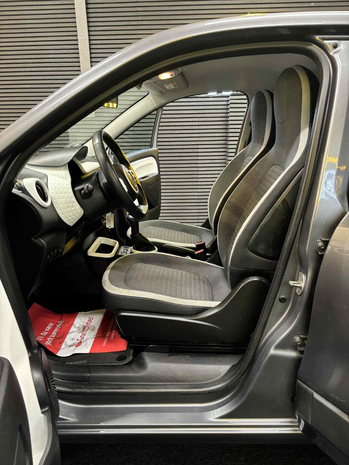 Renault Twingo 1.0 SCe EDC, 71hk, 2015
