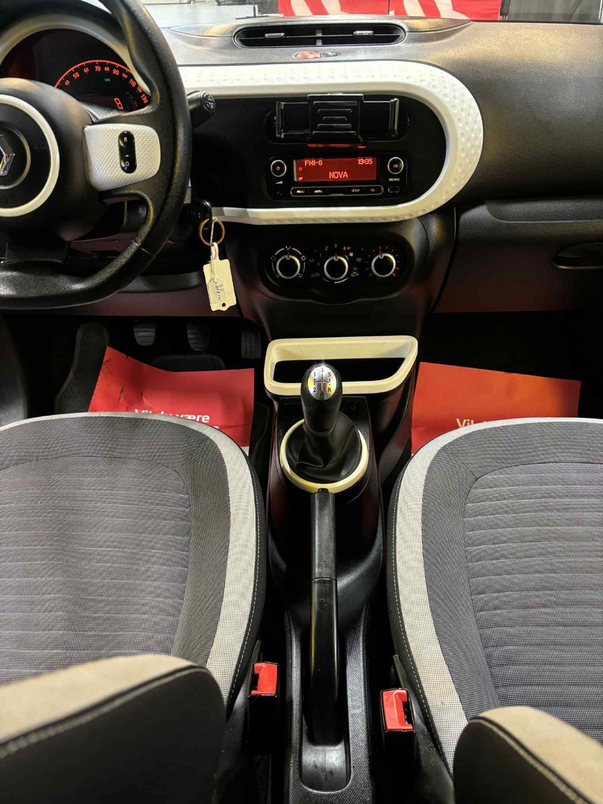 Renault Twingo 1.0 SCe EDC, 71hk, 2015