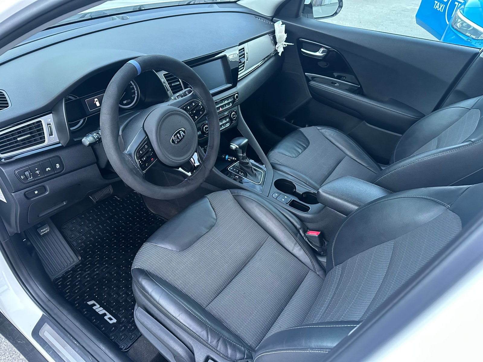 Kia Niro Hybrid DCT, 141hp, 2017