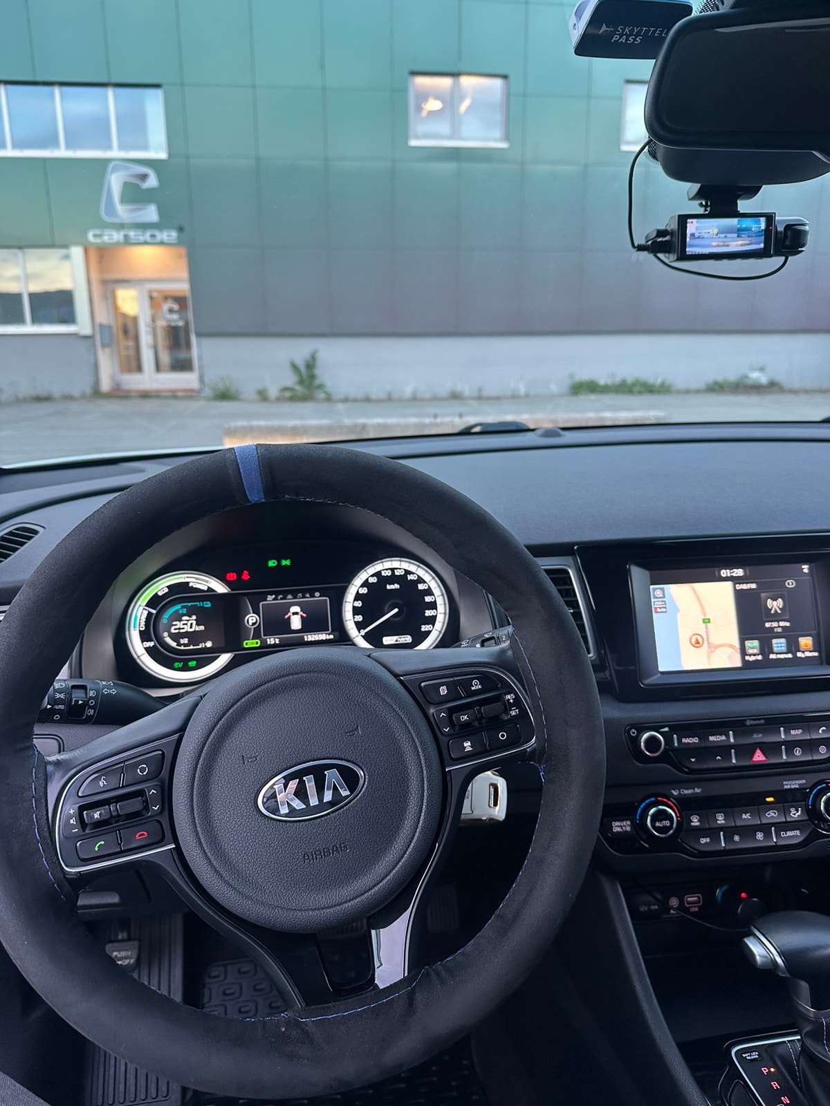 Kia Niro Hybrid DCT, 141hp, 2017