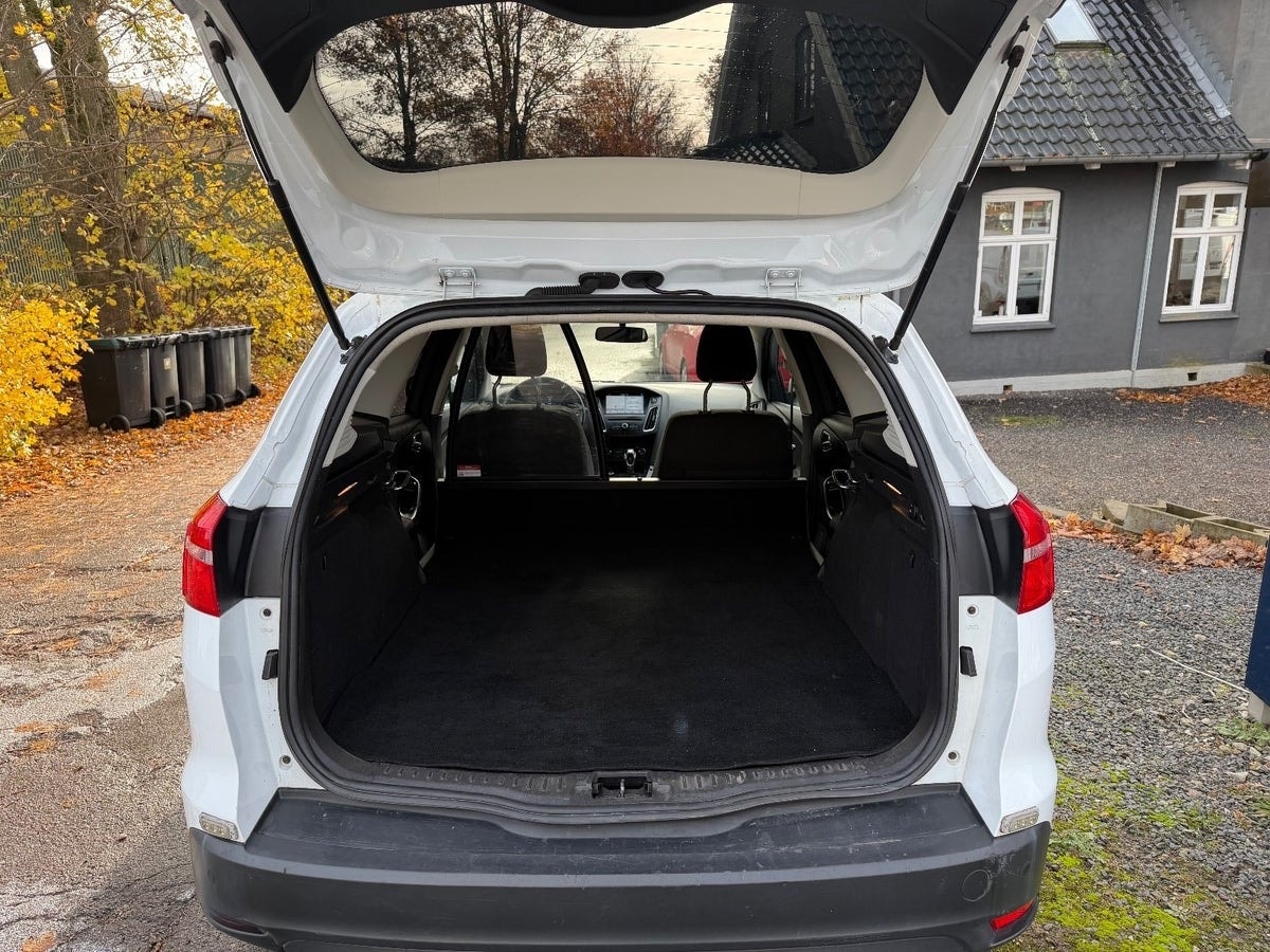 Ford Focus Combi 1.5 TDCi Powershift, 120hp, 2017