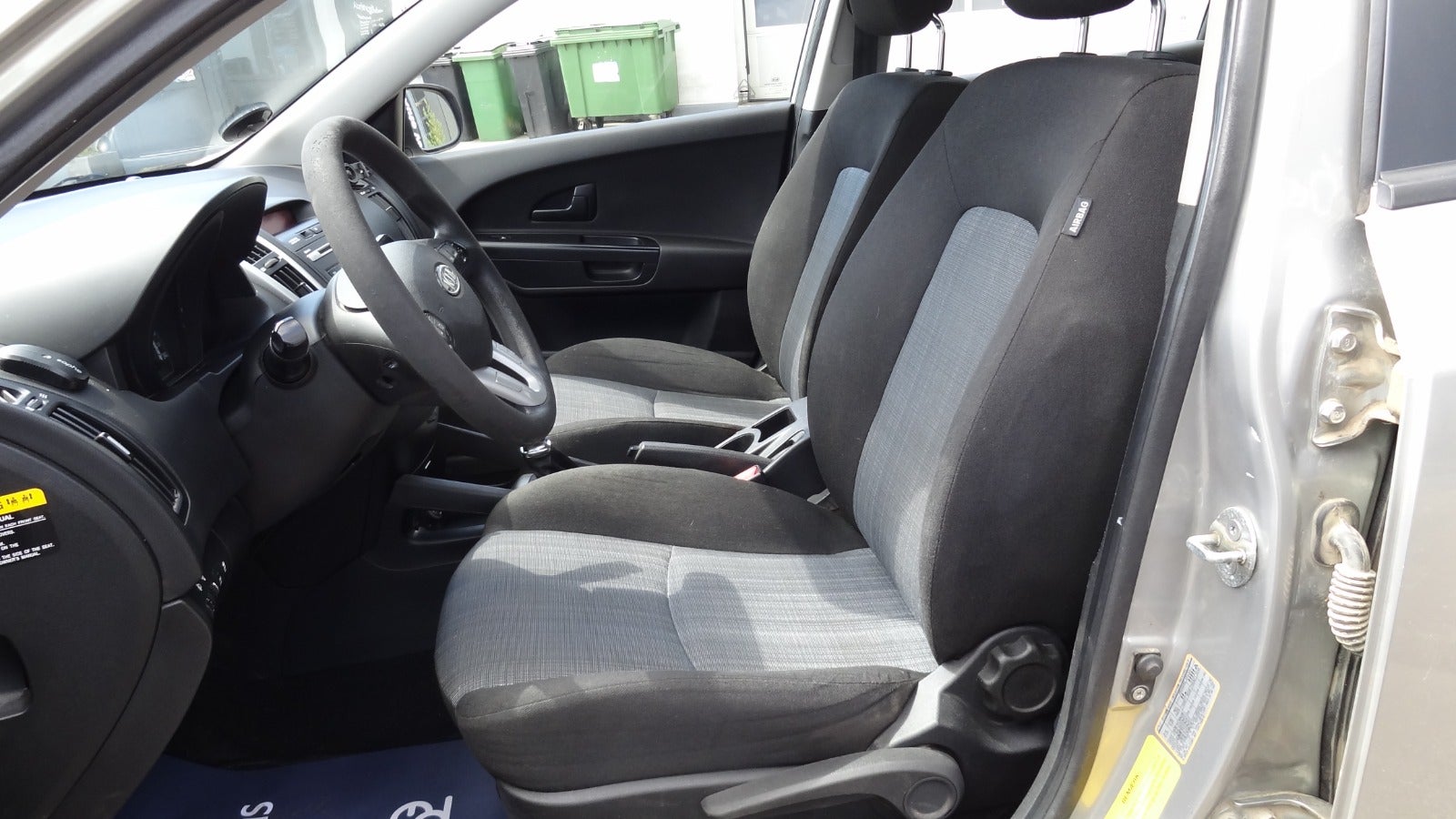 Kia cee'd 1.4 CVVT Manual, 5-trins, 90ps, 2011