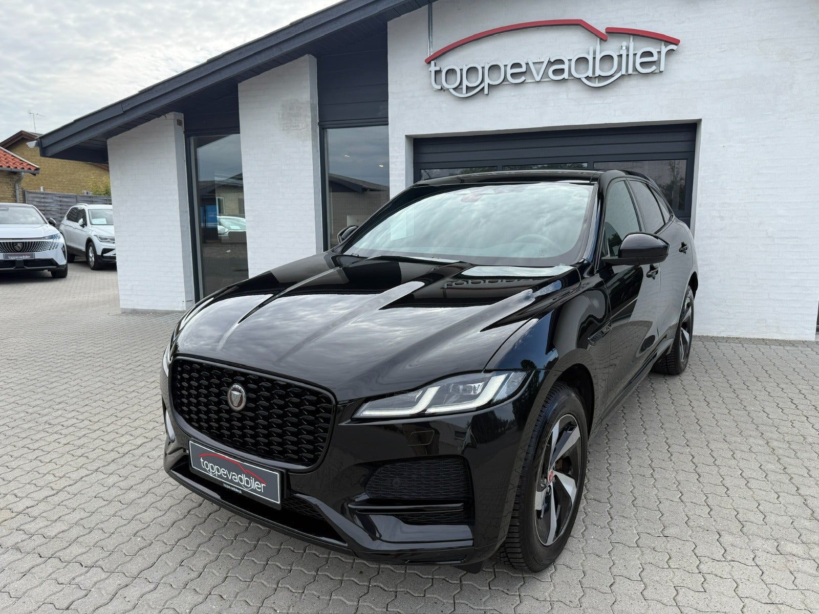 Jaguar F-Pace P400e PHEV Automatisk, 8-trinn, 404hk, 2022