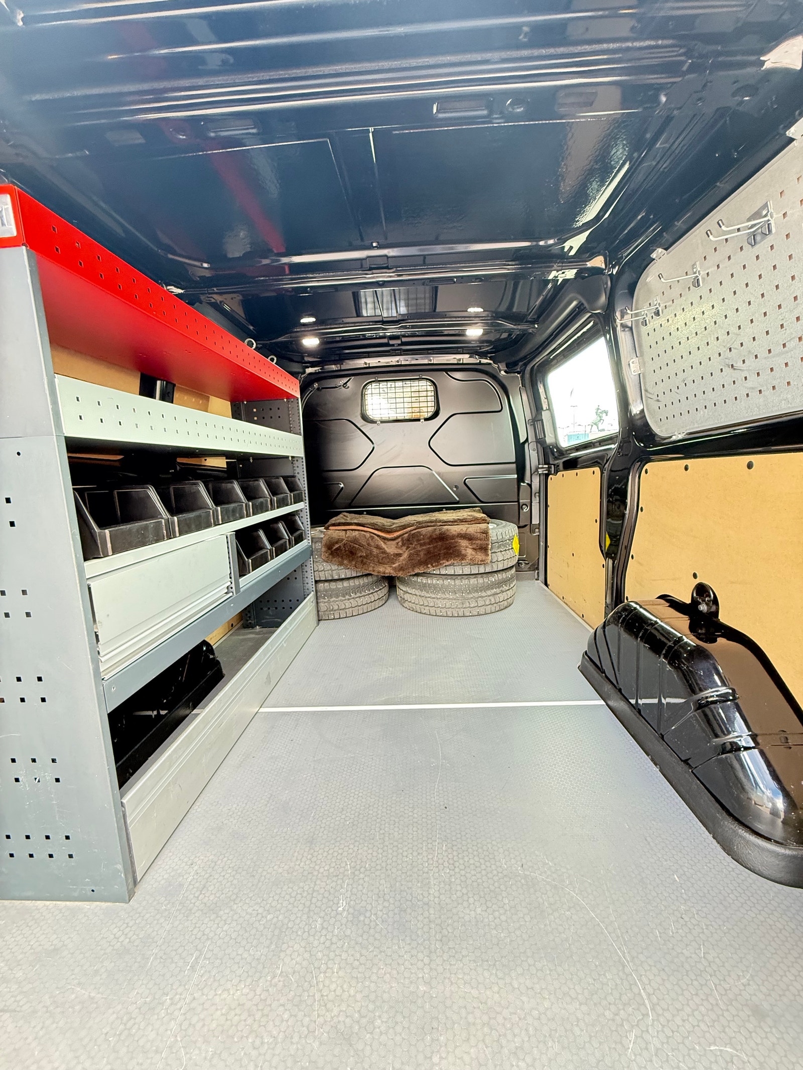 Ford Transit Custom 320 2.0 EcoBlue SelectShift, 6-trins, 130ps, 2019