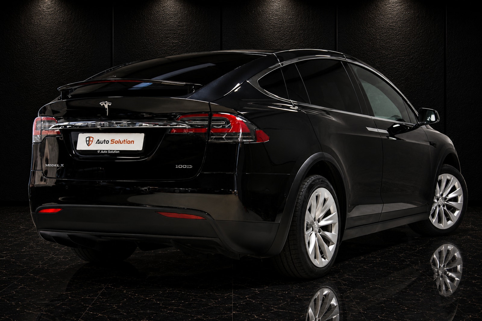 Tesla Model X 100D, 423ps, 2017
