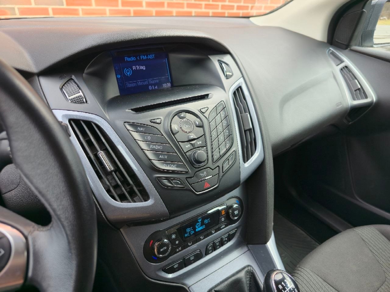 Ford Focus Combi 1.6 EcoBoost Manual, 6-trins, 150ps, 2012