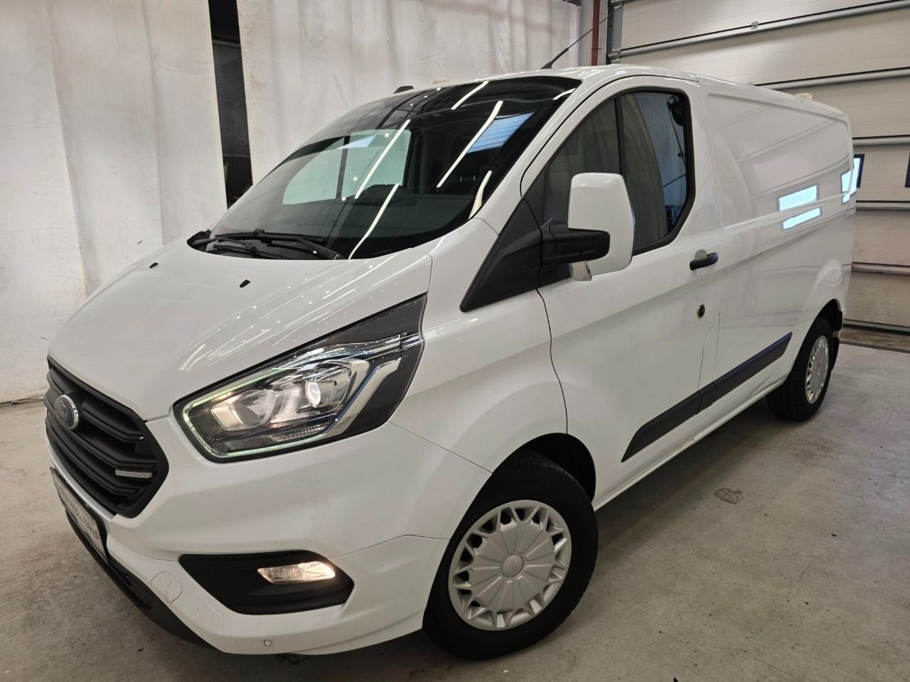 Ford Transit Custom 320 2.0 EcoBlue Manual, 6-trins, 130ps, 2021