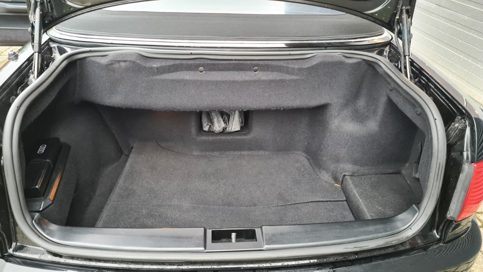 Audi Cabriolet 2.6 V6 Manual, 150hp, 1998