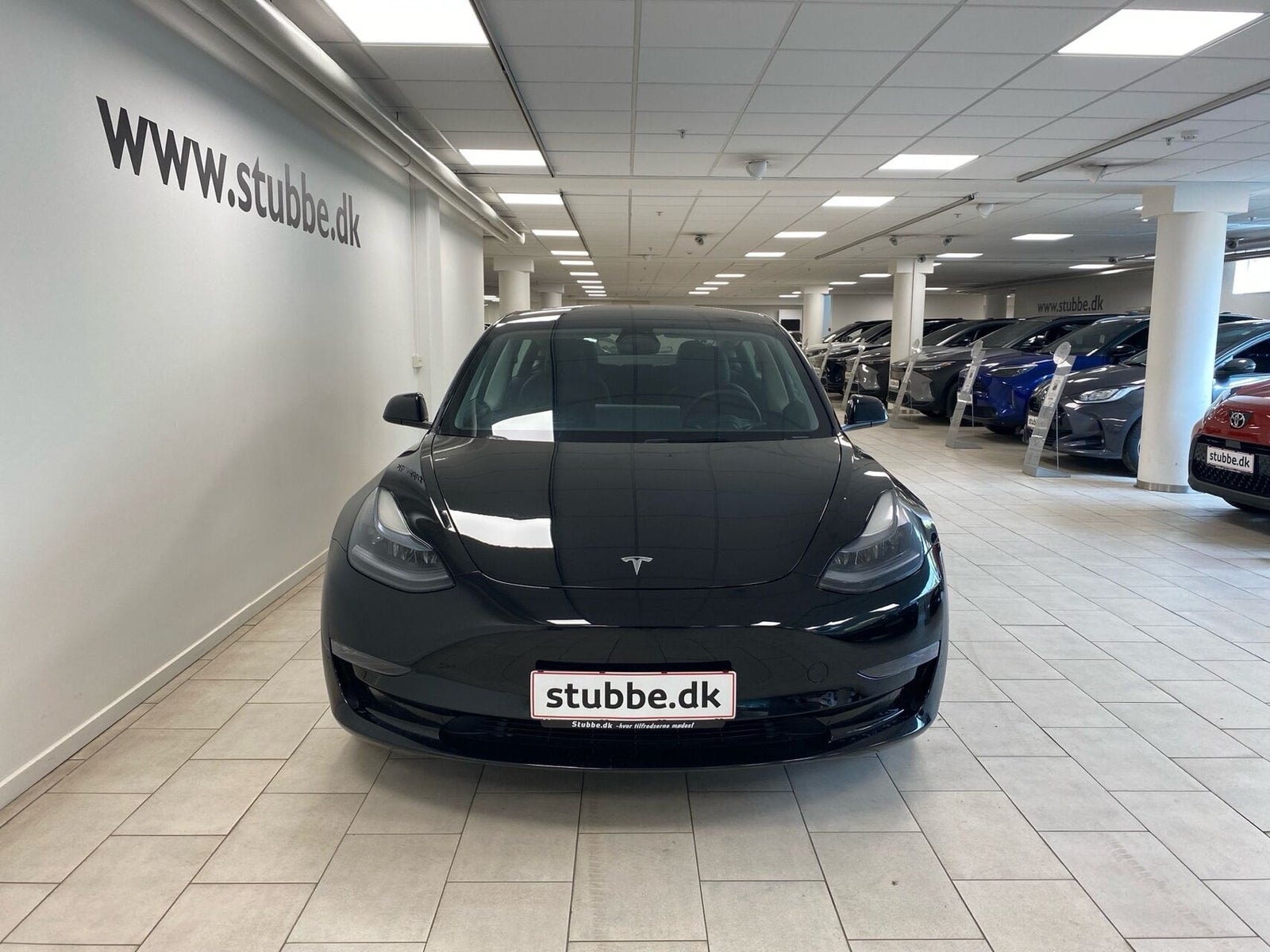 Tesla Model 3 Long Range, 283ps, 2023