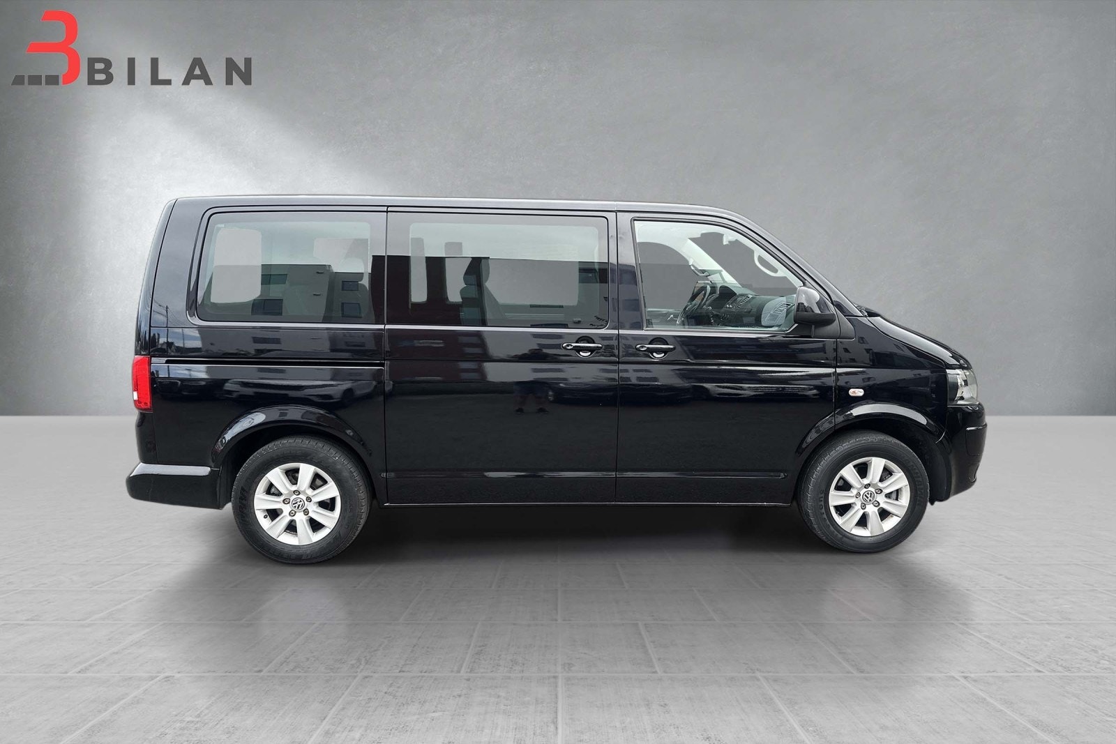 Volkswagen Multivan 2.0 TDI BMT Manual, 114hp, 2013