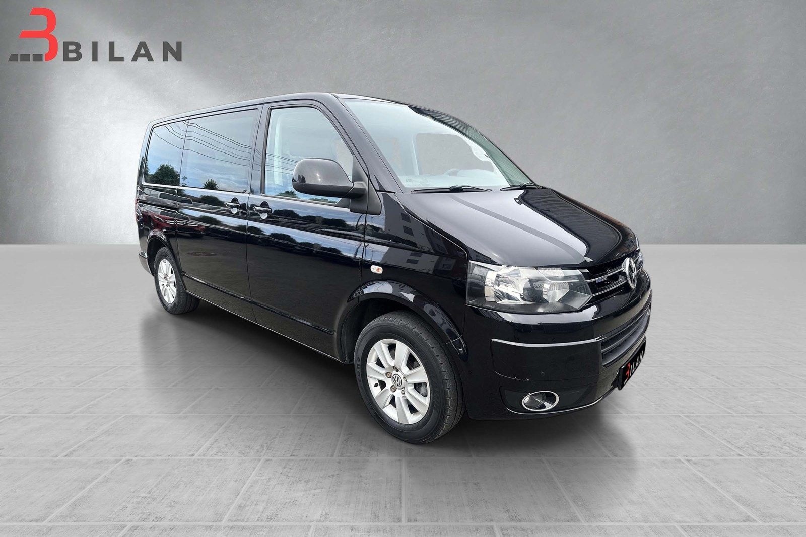 Volkswagen Multivan 2.0 TDI BMT Manual, 114hp, 2013