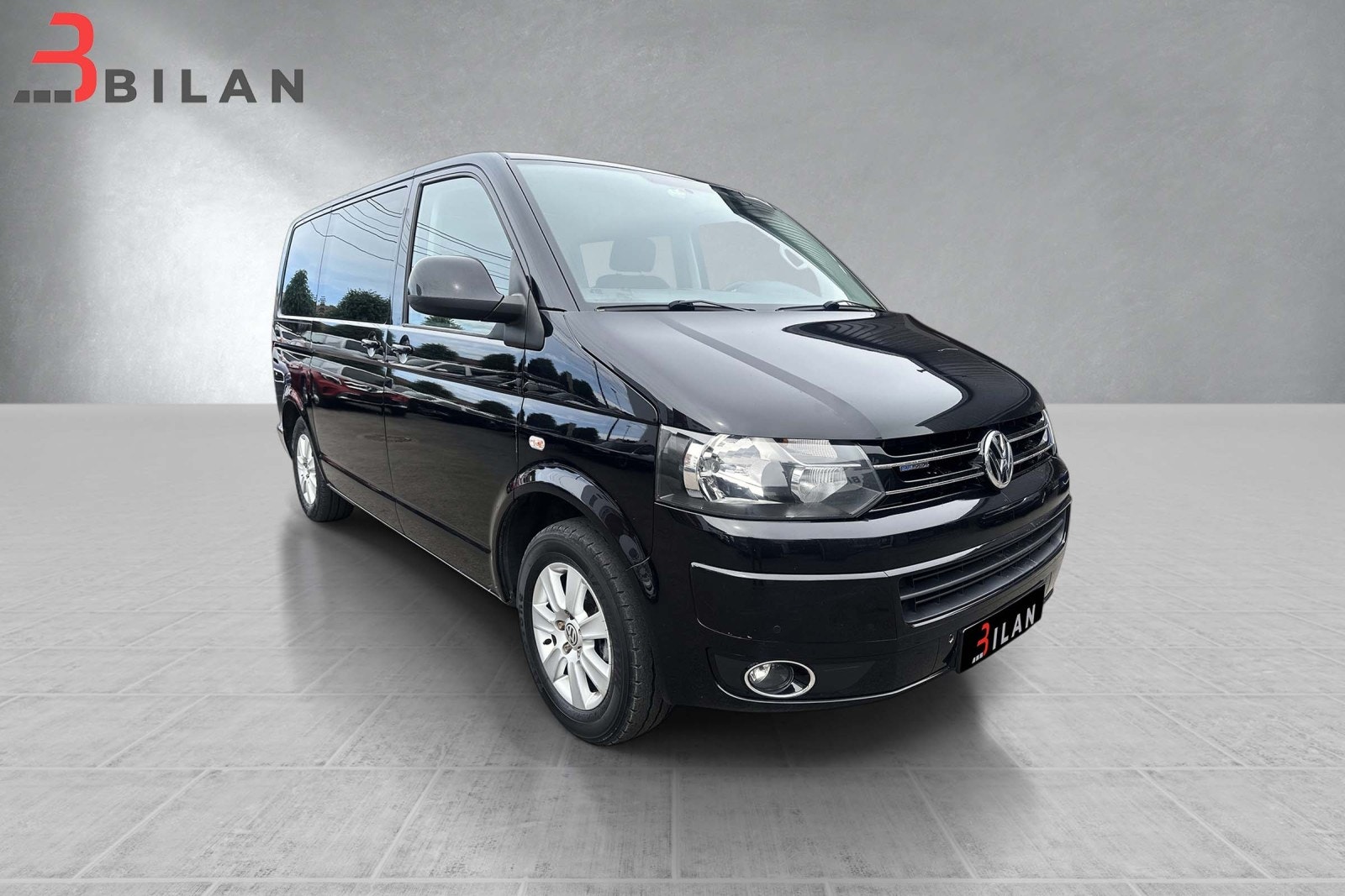 Volkswagen Multivan 2.0 TDI BMT Manual, 114hp, 2013