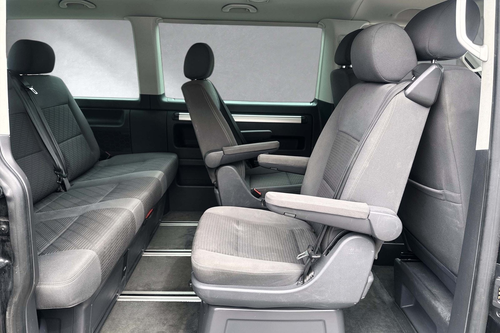 Volkswagen Multivan 2.0 TDI BMT Manual, 114hp, 2013