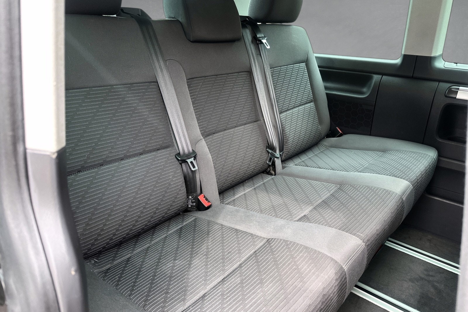Volkswagen Multivan 2.0 TDI BMT Manual, 114hp, 2013