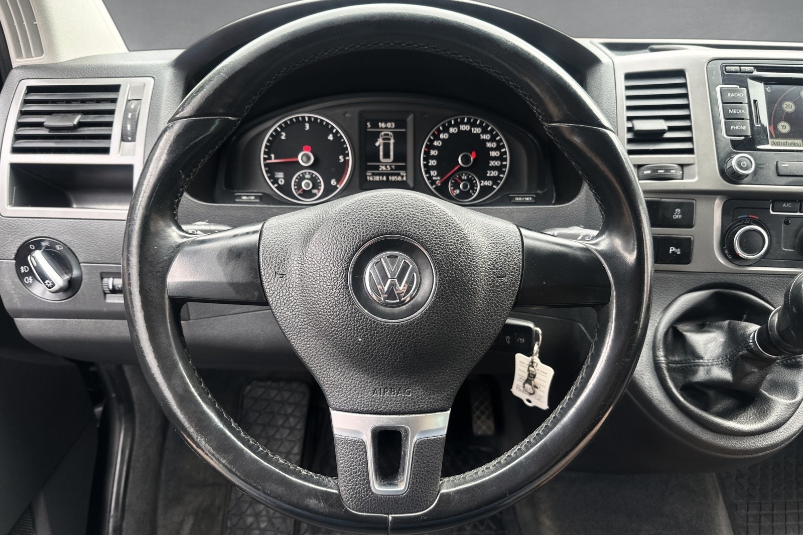 Volkswagen Multivan 2.0 TDI BMT Manual, 114hp, 2013