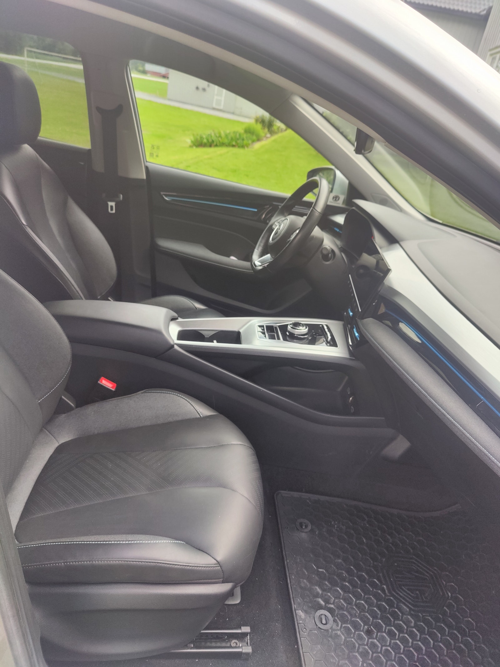 MG 5 Long Range 61.1 kWh, 156ps, 2022