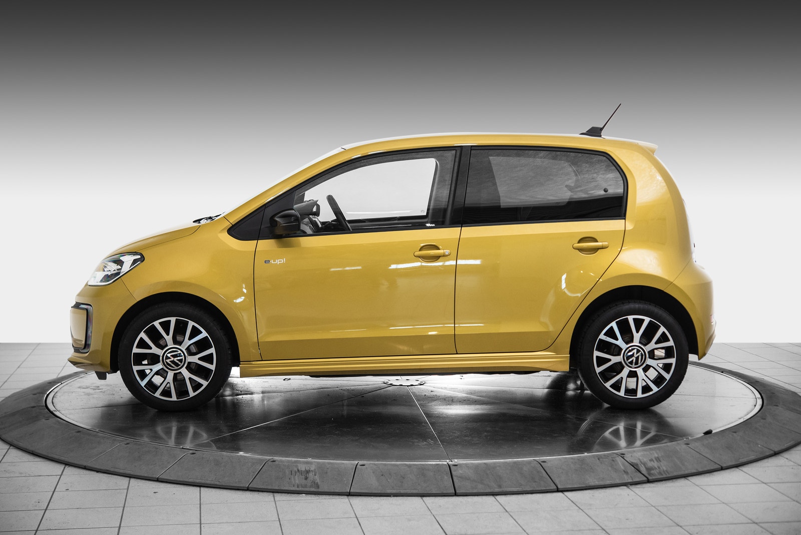 Volkswagen e-up!, 83ps, 2020
