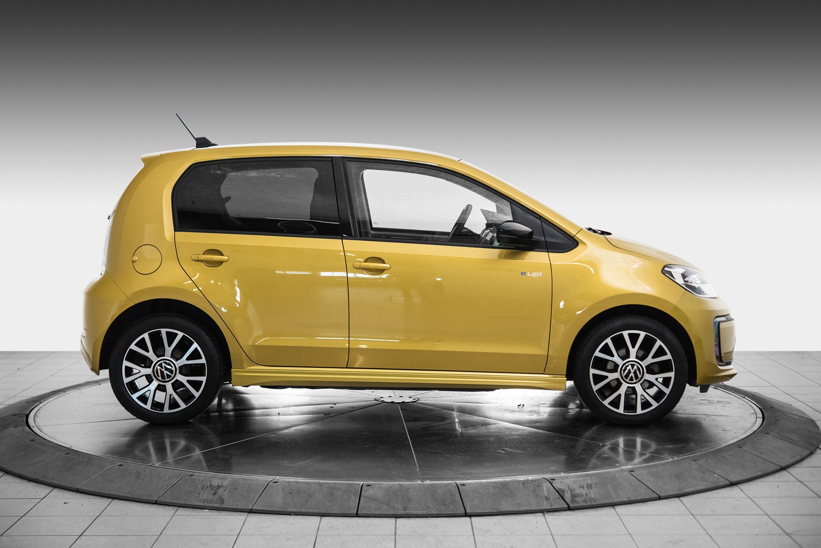 Volkswagen e-up!, 83ps, 2020