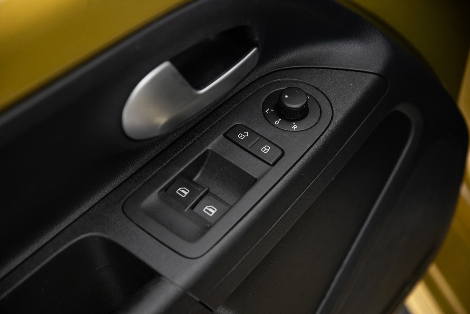 Volkswagen e-up!, 83ps, 2020