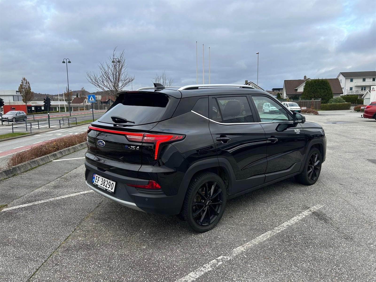 JAC e-JS4, 193hp, 2022