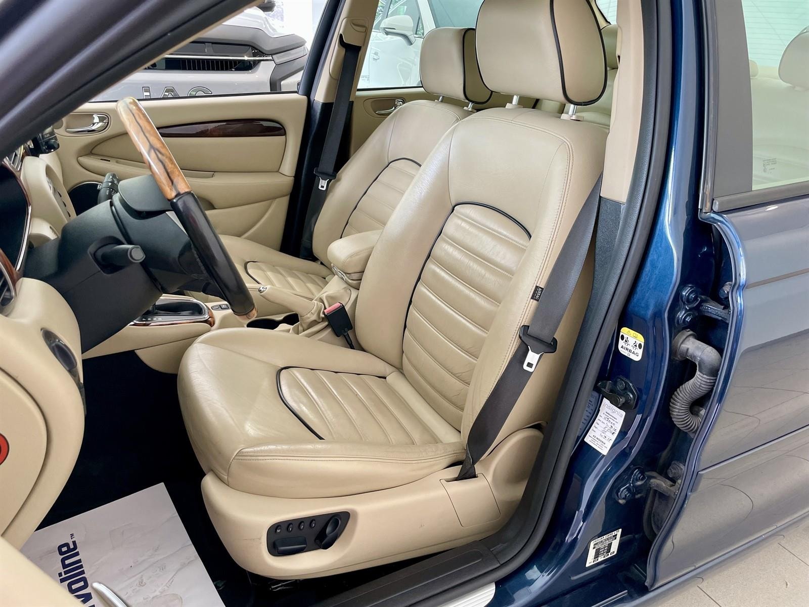 Jaguar X-Type 2.2 DPF Automatic, 145hp, 2009