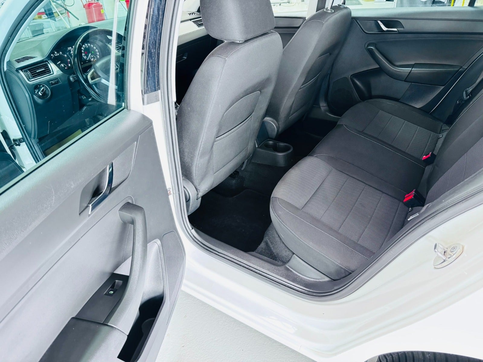 Škoda Rapid Spaceback 1.4 TSI DSG Sequential, 7-trins, 122ps, 2015