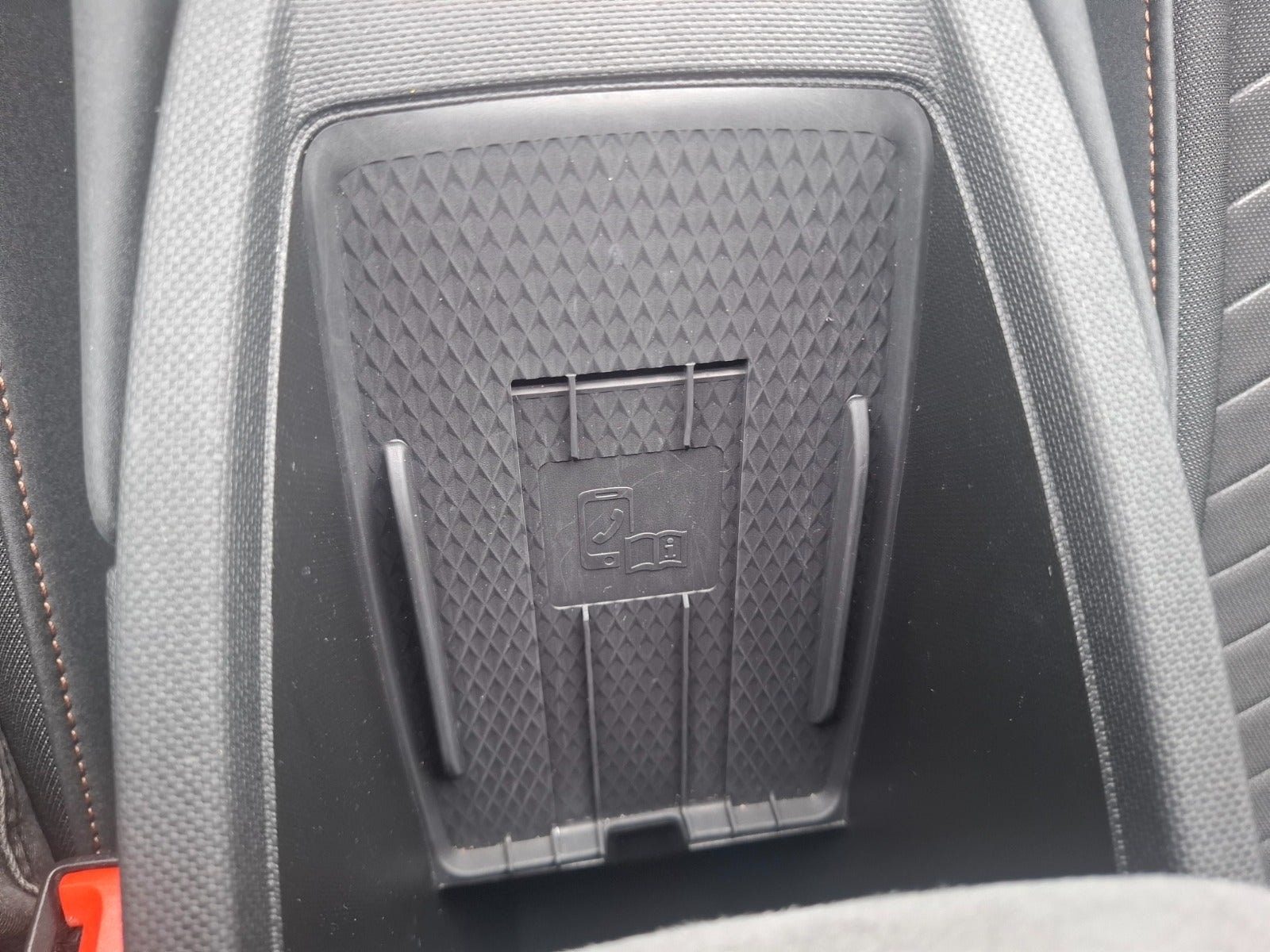 CUPRA Born e-boost 77, 231ps, 2025