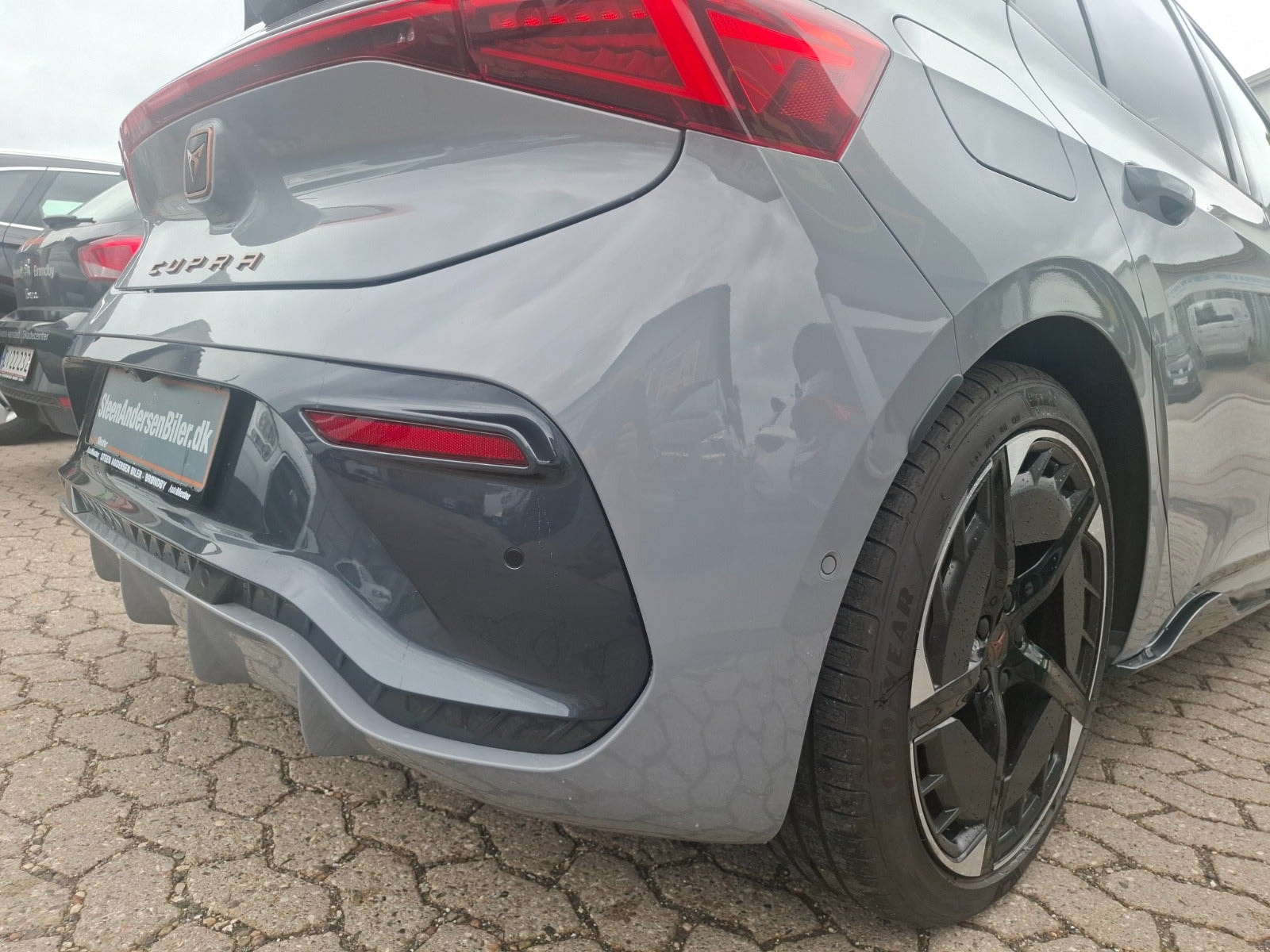 CUPRA Born e-boost 77, 231ps, 2025