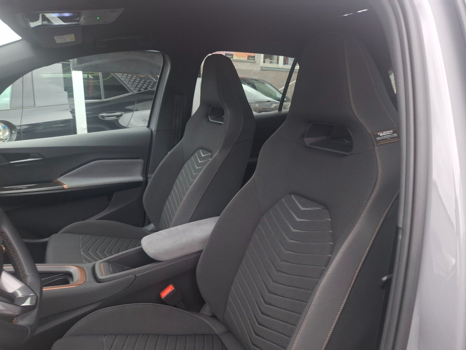 CUPRA Born e-boost 77, 231ps, 2025