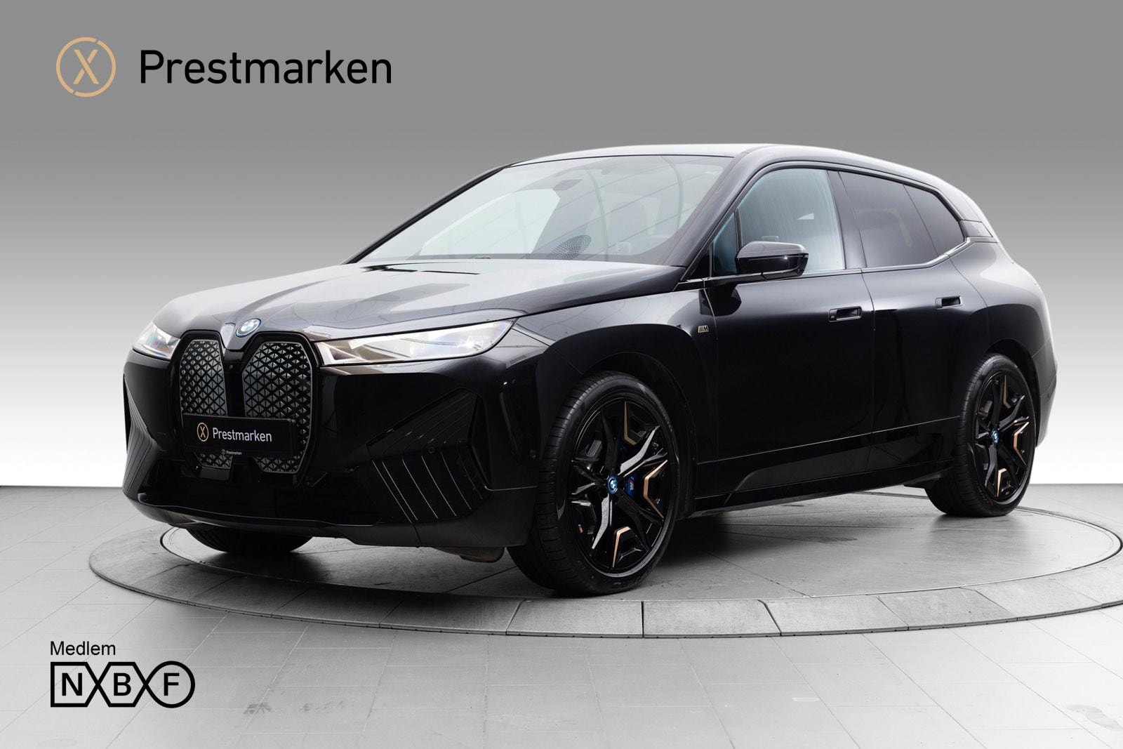 BMW iX M60, 540ps, 2023