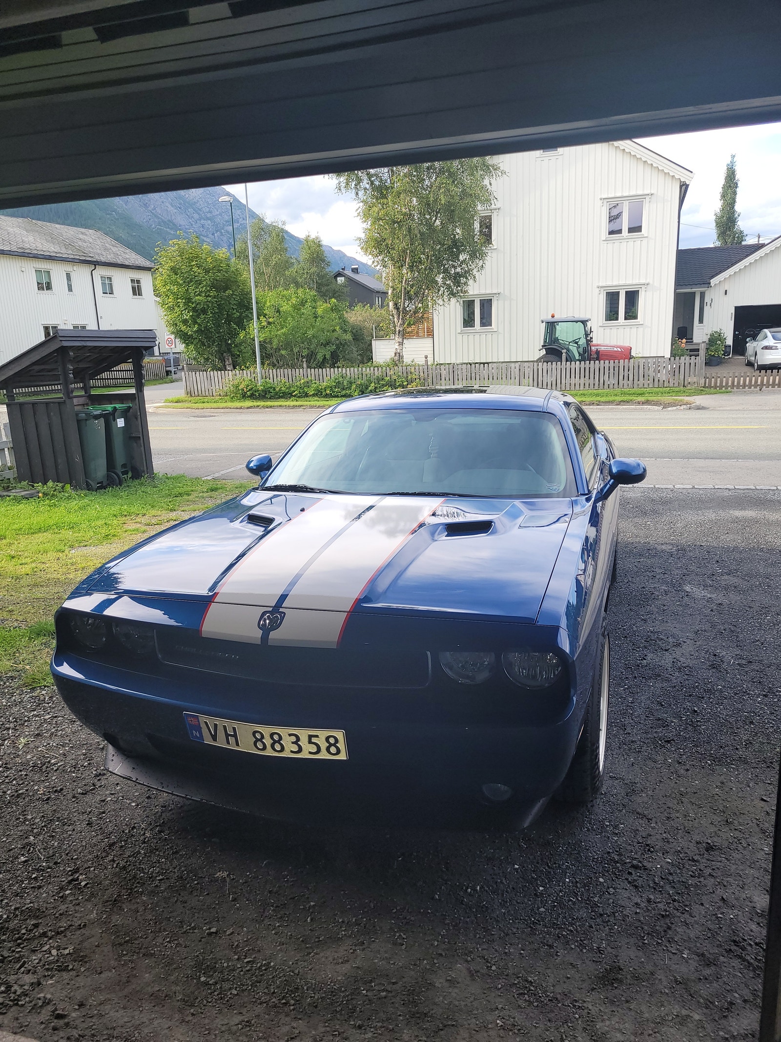 Dodge Challenger 3.5 V6 Automatic, 258hp, 2010