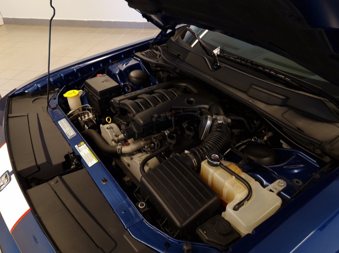 Dodge Challenger 3.5 V6 Automatic, 258hp, 2010