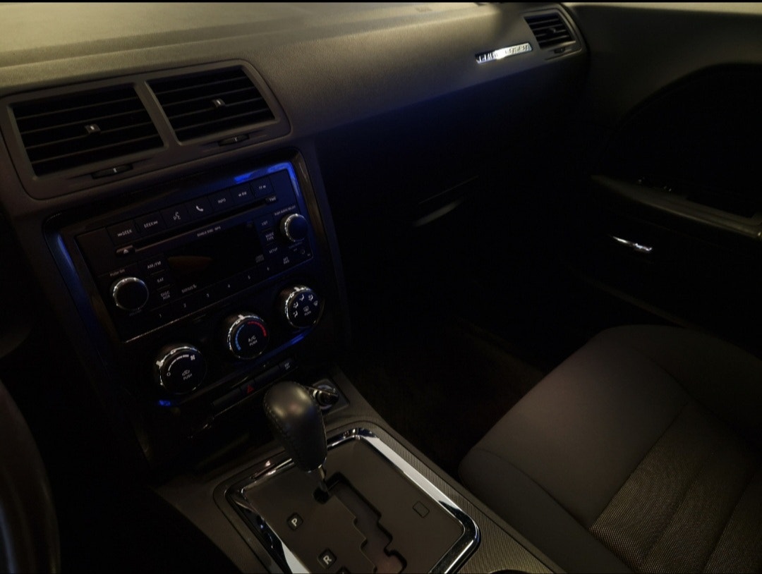 Dodge Challenger 3.5 V6 Automatic, 258hp, 2010