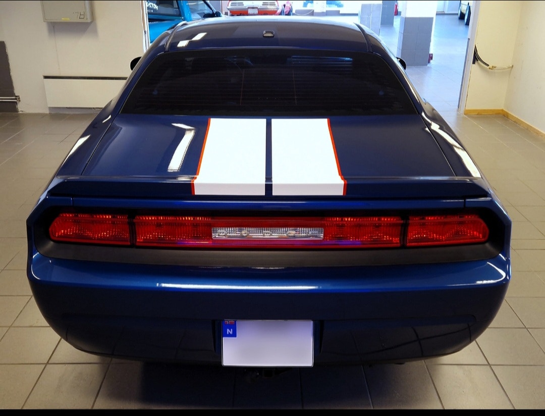 Dodge Challenger 3.5 V6 Automatic, 258hp, 2010