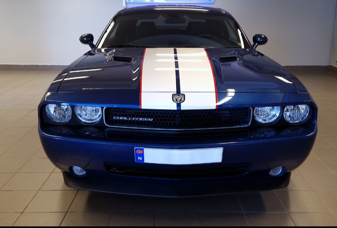 Dodge Challenger 3.5 V6 Automatic, 258hp, 2010