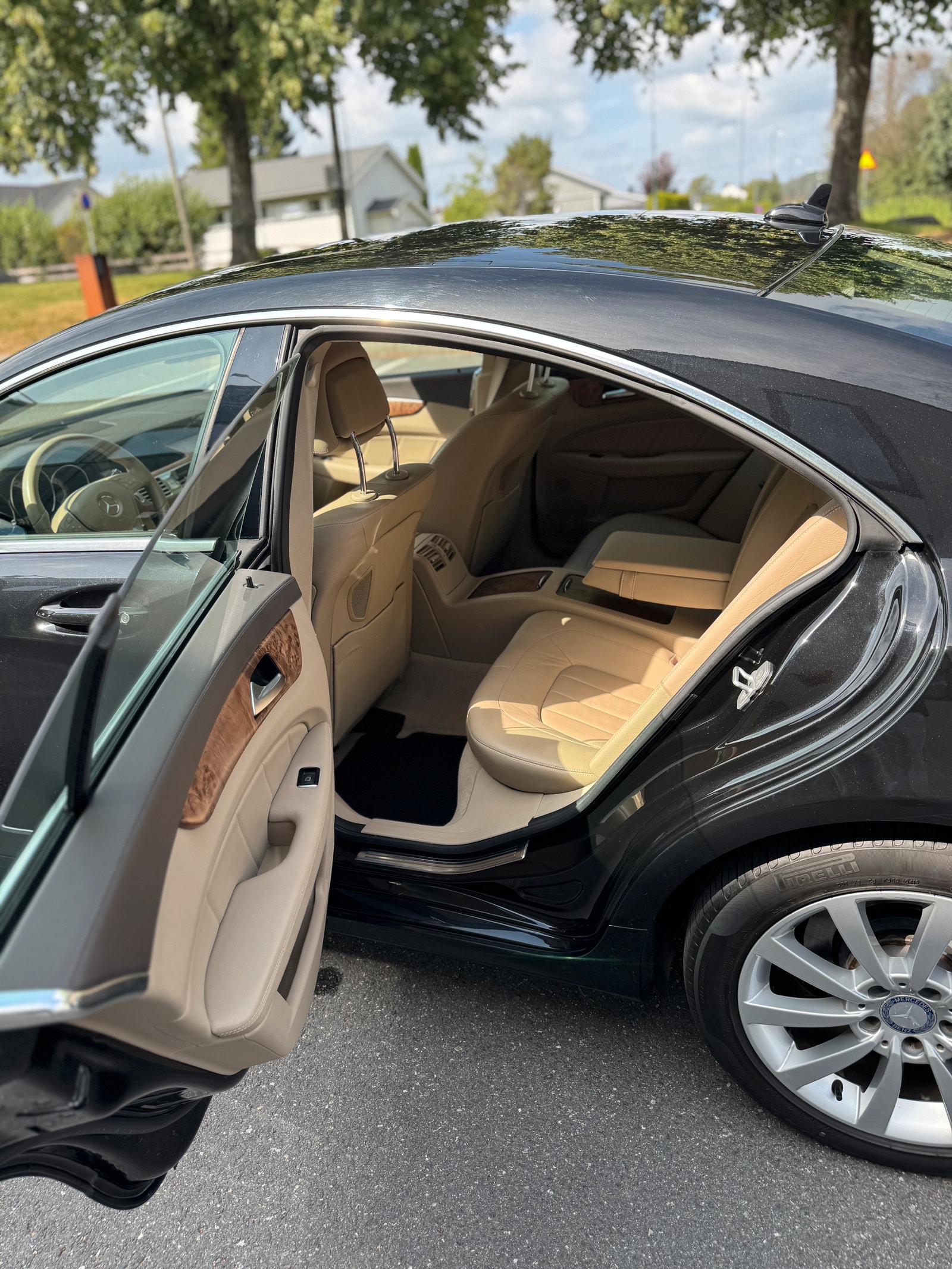 Mercedes-Benz CLS 250 CDI 7G-Tronic Plus, 204hp, 2011
