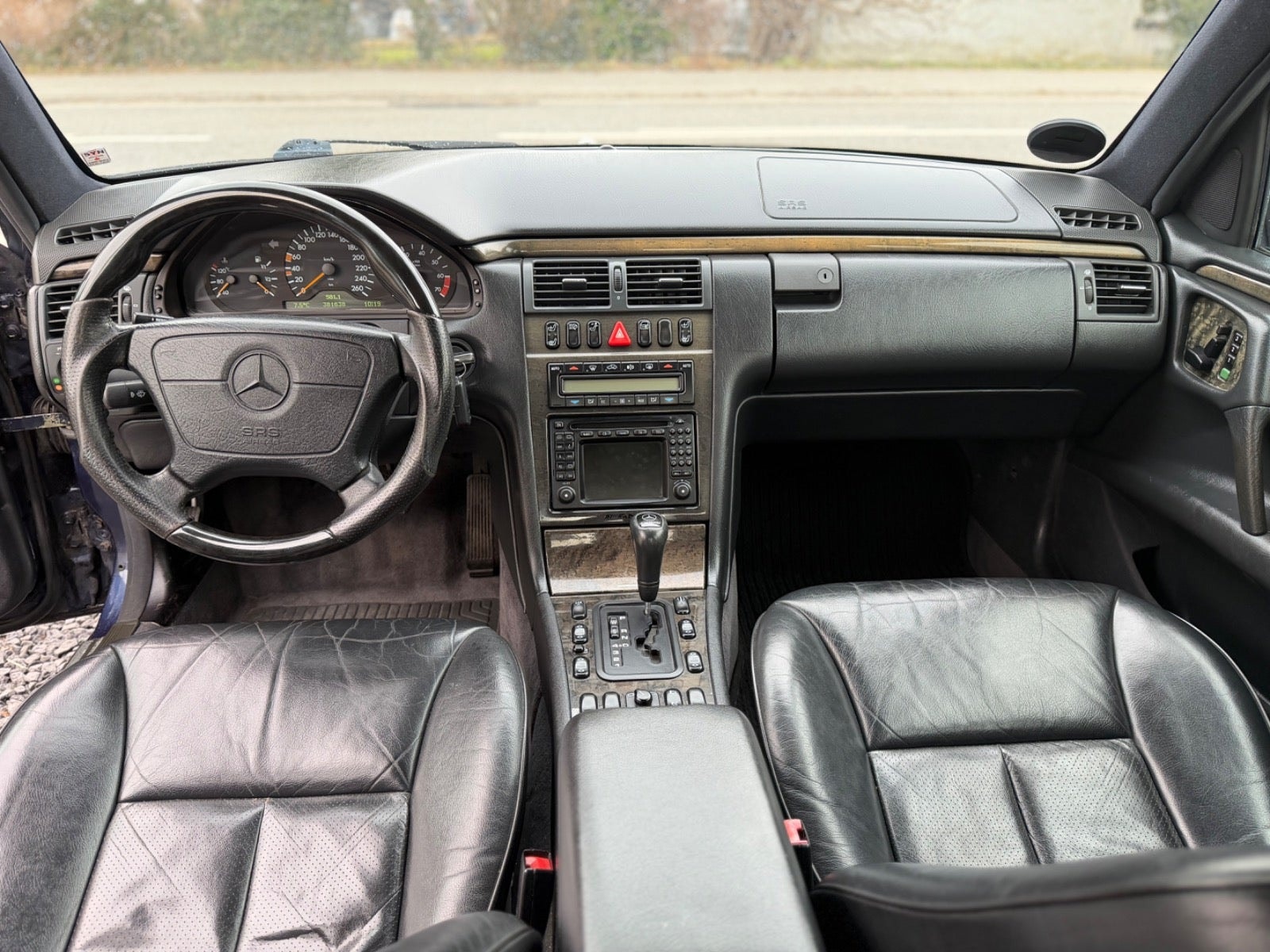 Mercedes-Benz E 420 Automatic, 5-trins, 279ps, 1996