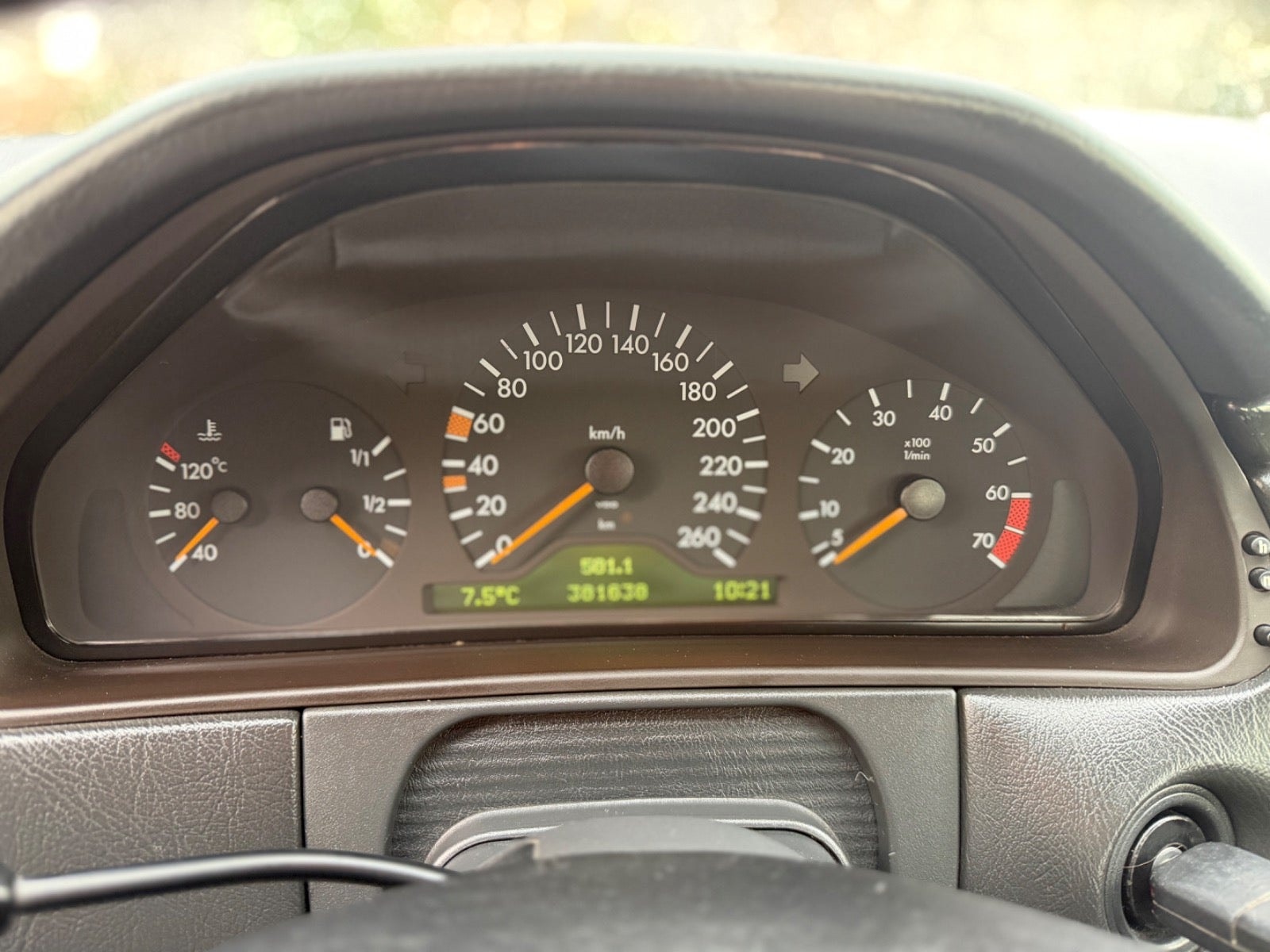 Mercedes-Benz E 420 Automatic, 5-trins, 279ps, 1996