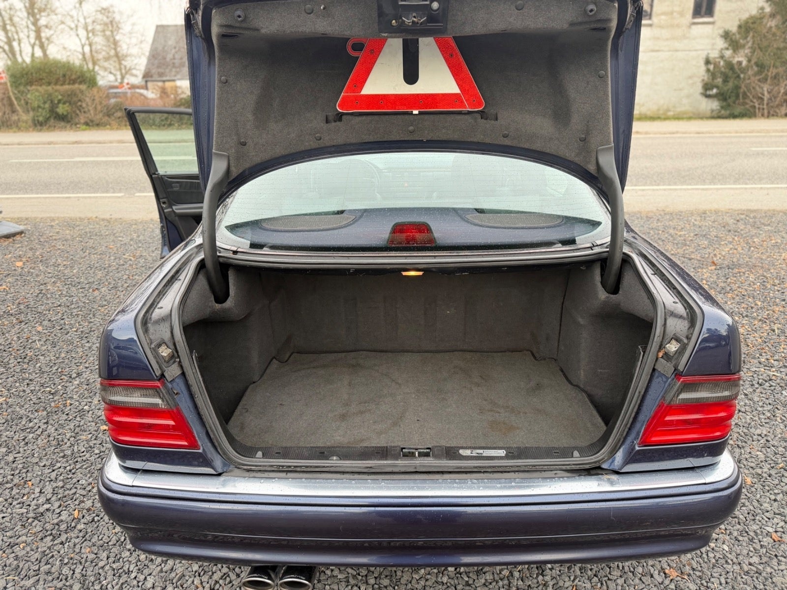 Mercedes-Benz E 420 Automatic, 5-trins, 279ps, 1996