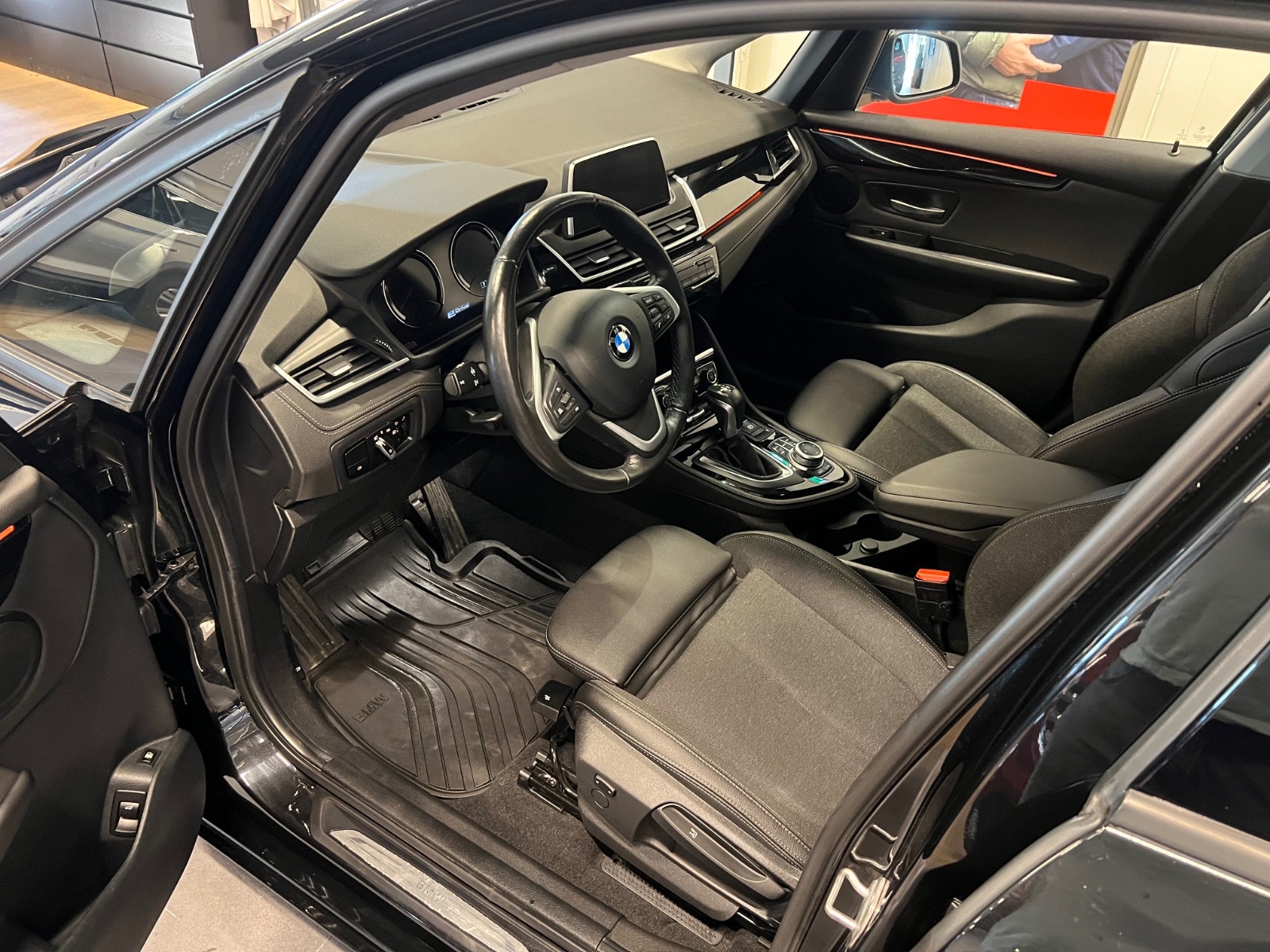 BMW 225xe Active Tourer Steptronic, 220hp, 2020