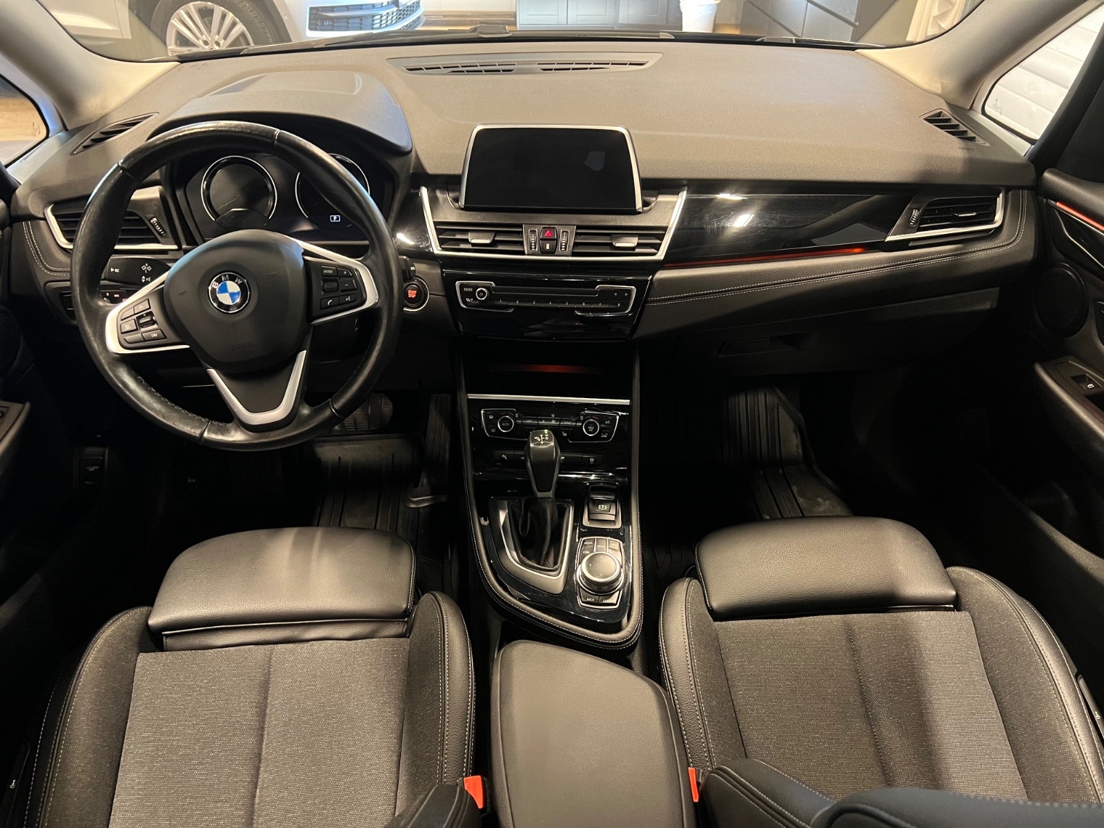 BMW 225xe Active Tourer Steptronic, 220hp, 2020