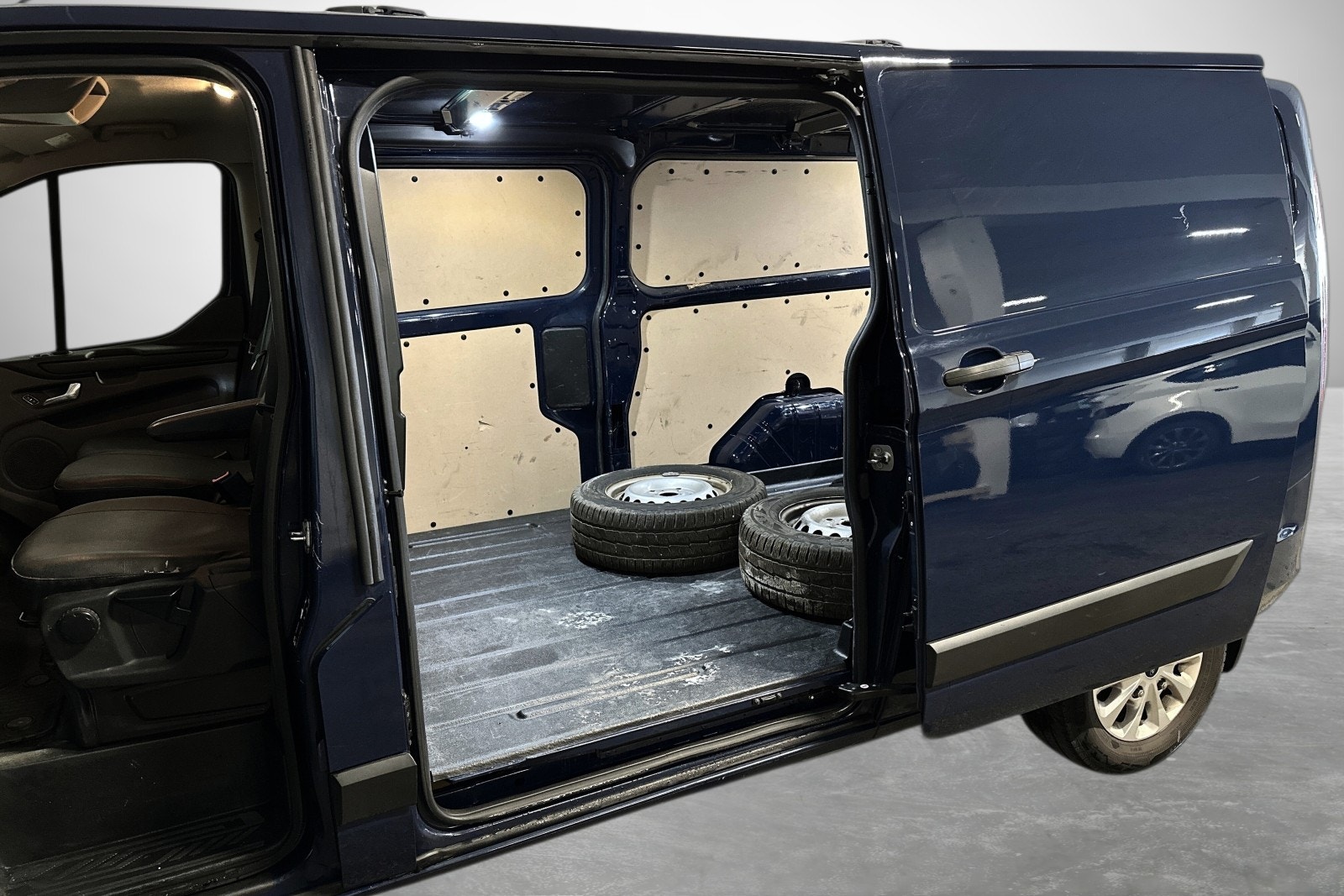 Ford Transit Custom 320 2.0 EcoBlue SelectShift, 6-trins, 130ps, 2020
