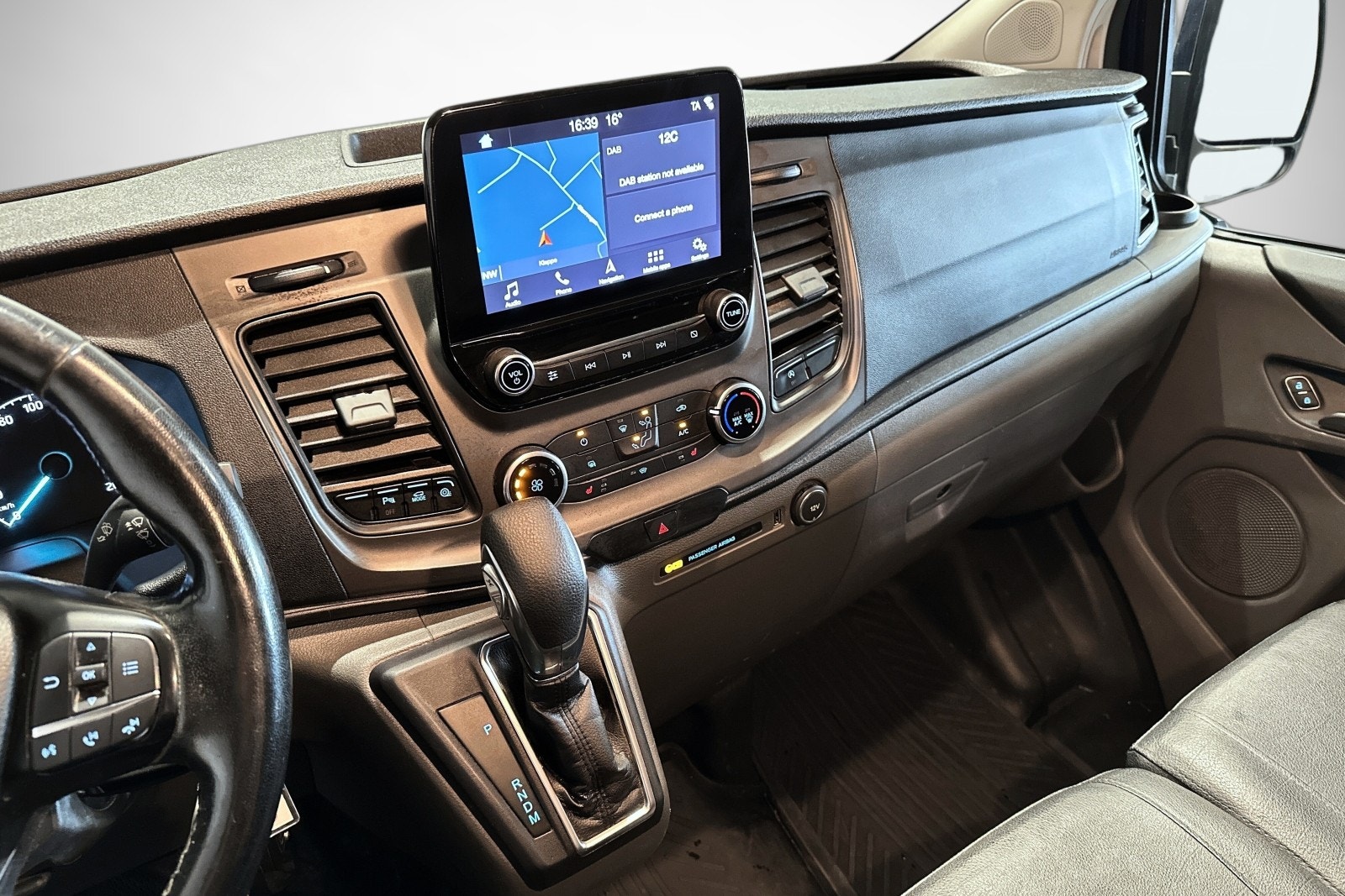 Ford Transit Custom 320 2.0 EcoBlue SelectShift, 6-trins, 130ps, 2020