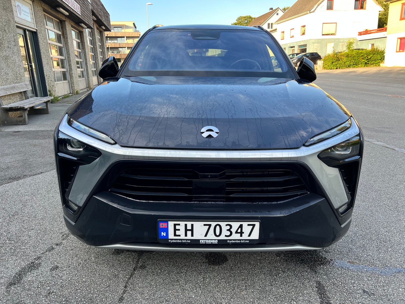 NIO ES8 Standard Range, 544hp, 2022