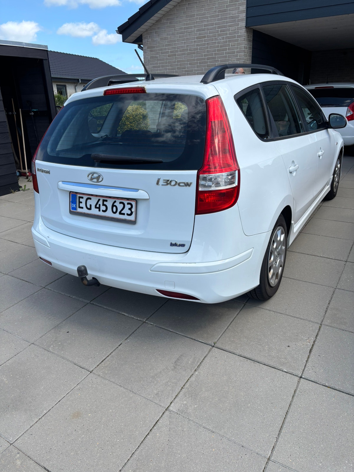 Hyundai i30cw 1.6 CRDi Manual, 6-trins, 90ps, 2012